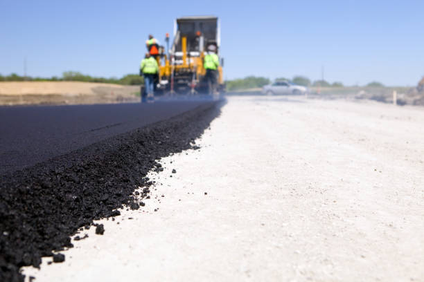 Best Asphalt Driveway Installation  in Shadyside, OH